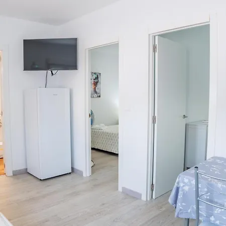 Aira 2 Ferienhaus Villadepalos