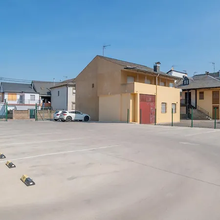Aira 2 Ferienhaus Villadepalos